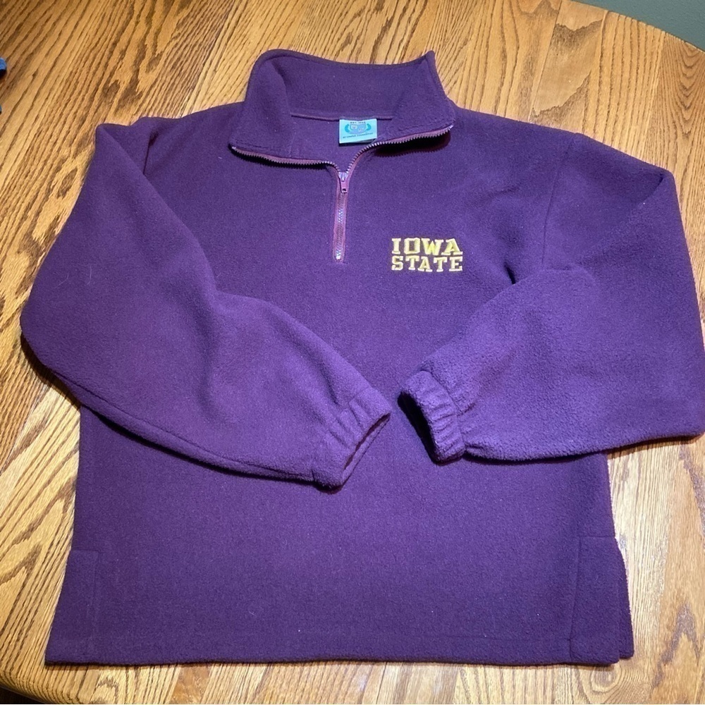 Iowa State Vintage Quarter Zip Size Medium